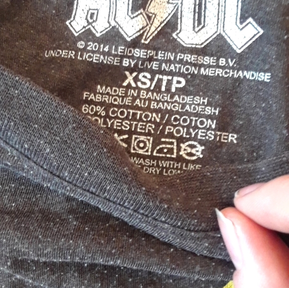 AC/DC Band T-Shirt - Picture 2 of 2
